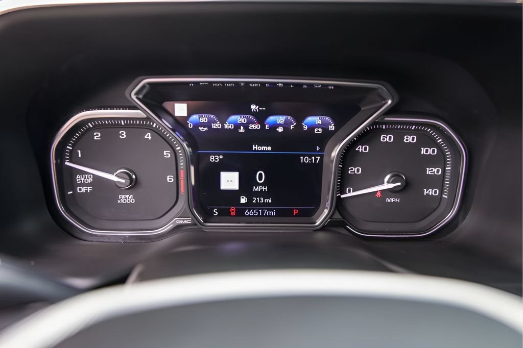 Used 2021 GMC Yukon Denali w/ Advanced Technology Package RWD image 14
