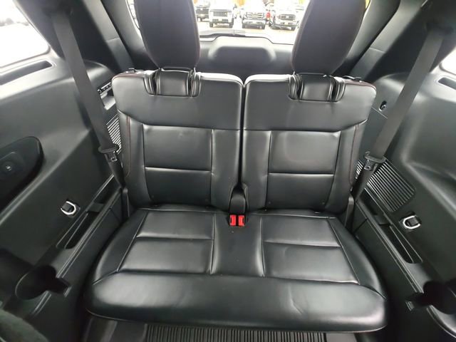 Used 2025 Ford Explorer ST image 16