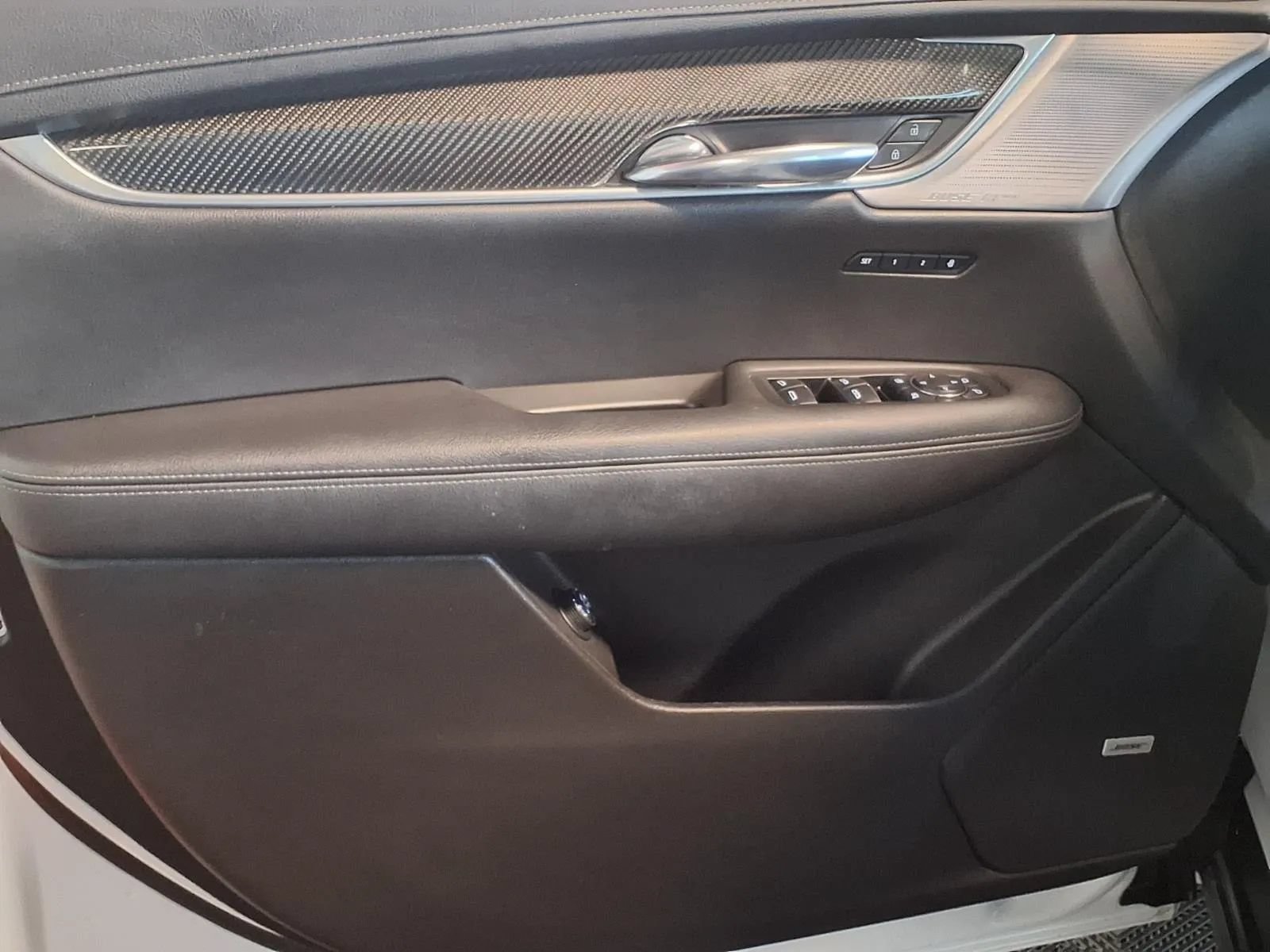 Used 2020 Cadillac XT6 Sport AWD/4WD image 17