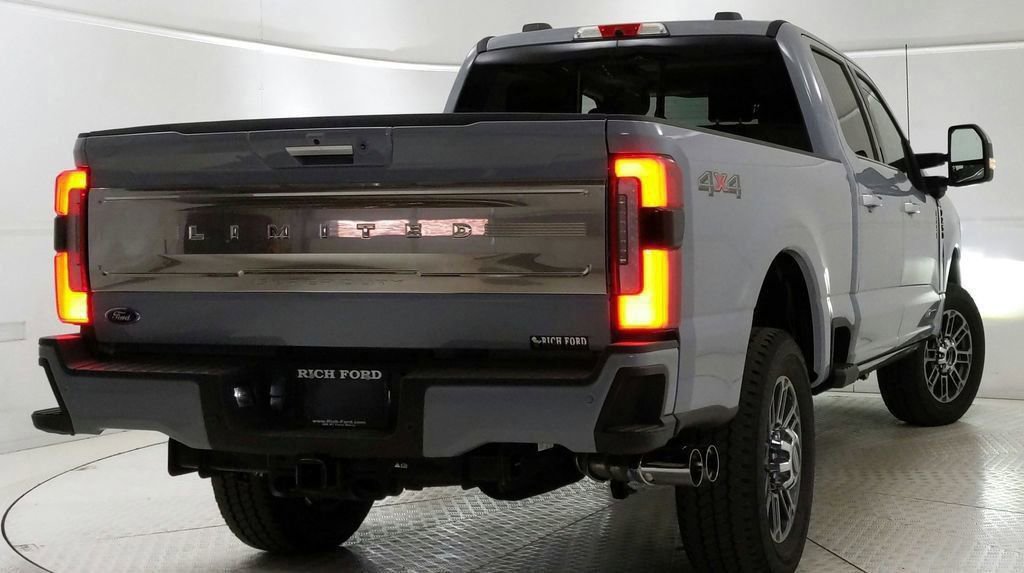 Certified 2024 Ford F250 Limited AWD/4WD image 4