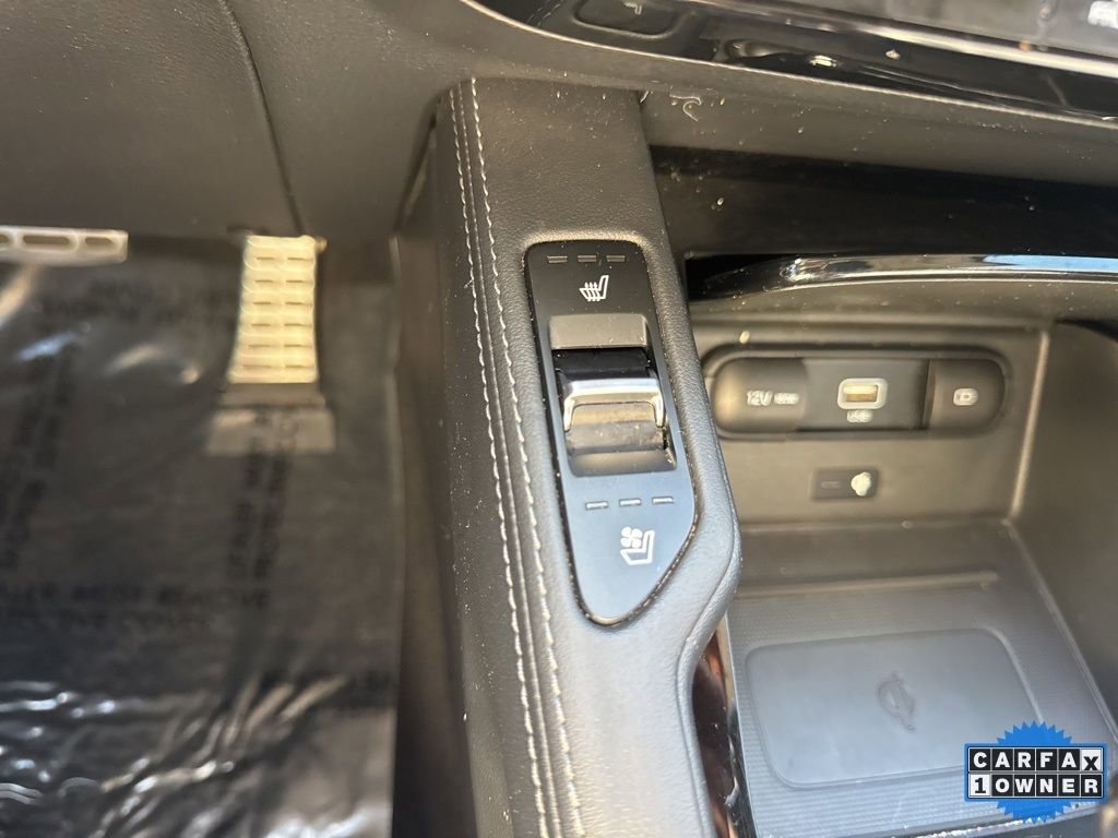 Used 2022 Kia Telluride SX w/ SX Prestige Package image 25