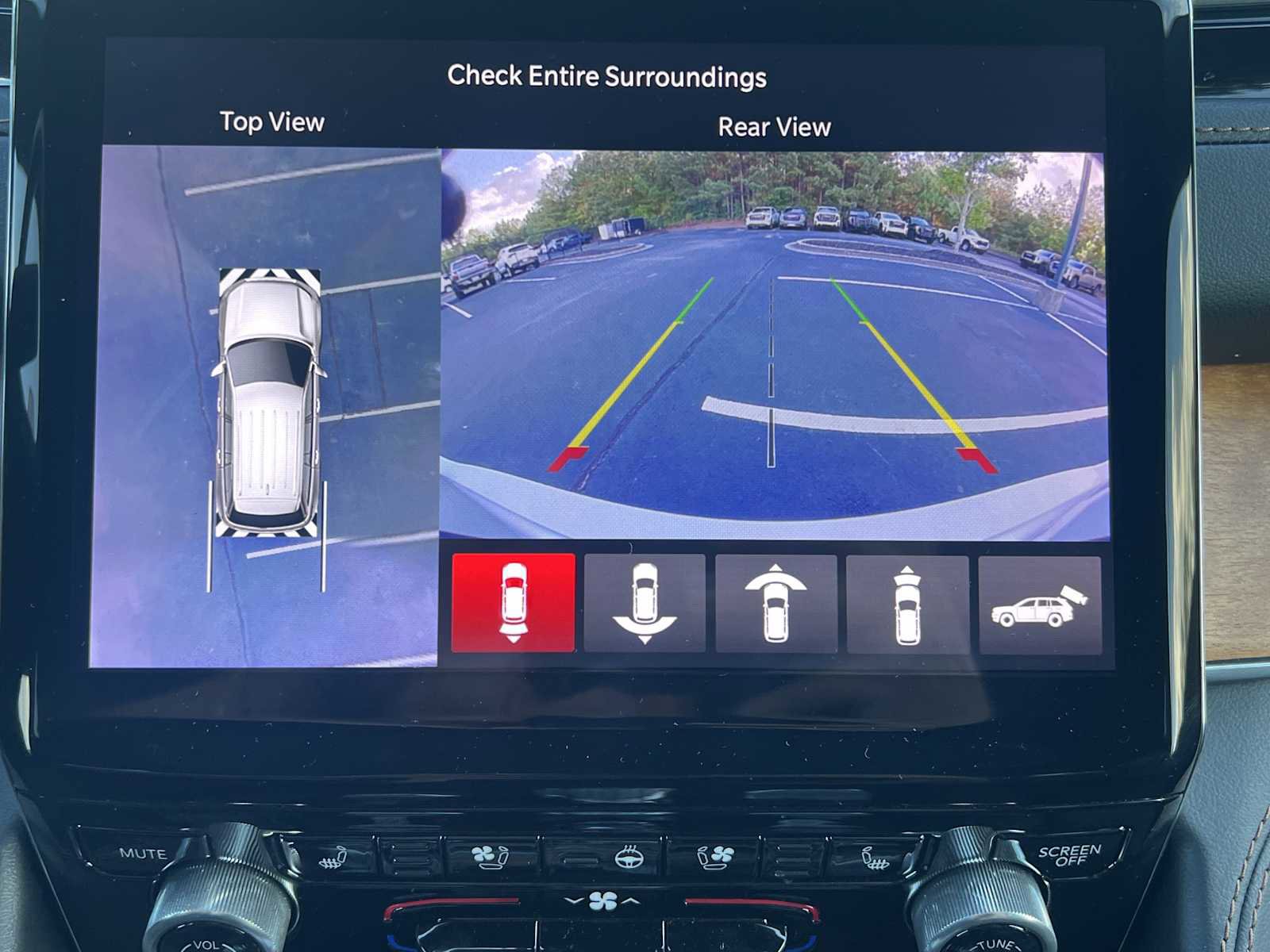 Used 2023 Jeep Grand Cherokee L Summit image 3