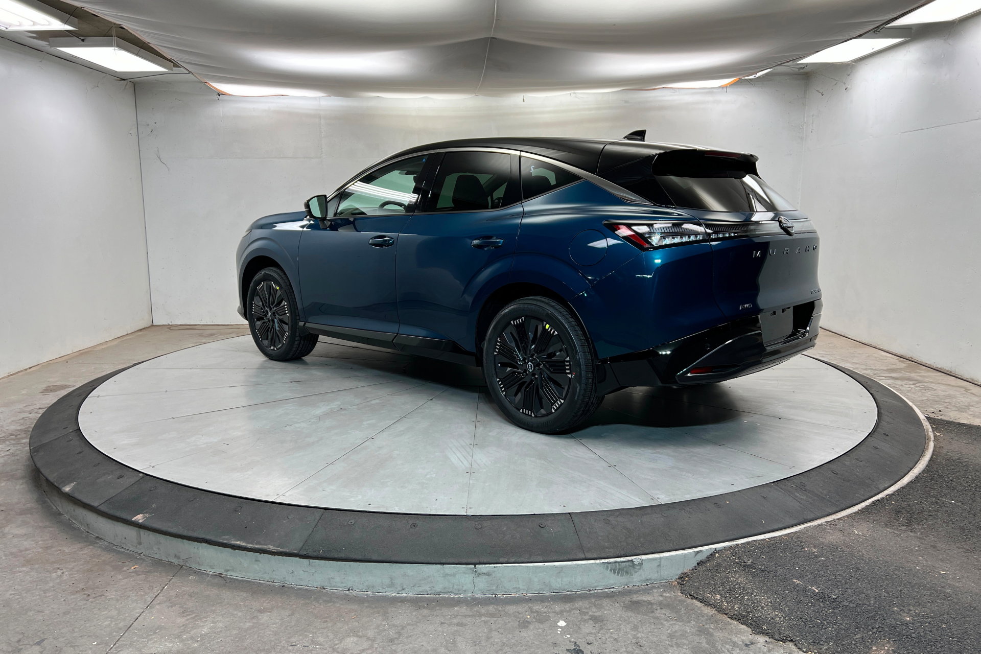 New 2026 Nissan Murano Platinum w/ Cargo Package image 3