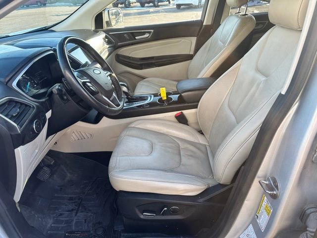 Used 2016 Ford Edge Titanium w/ Technology Package image 21