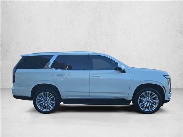 Used 2025 Cadillac Escalade Premium Luxury AWD/4WD image 4