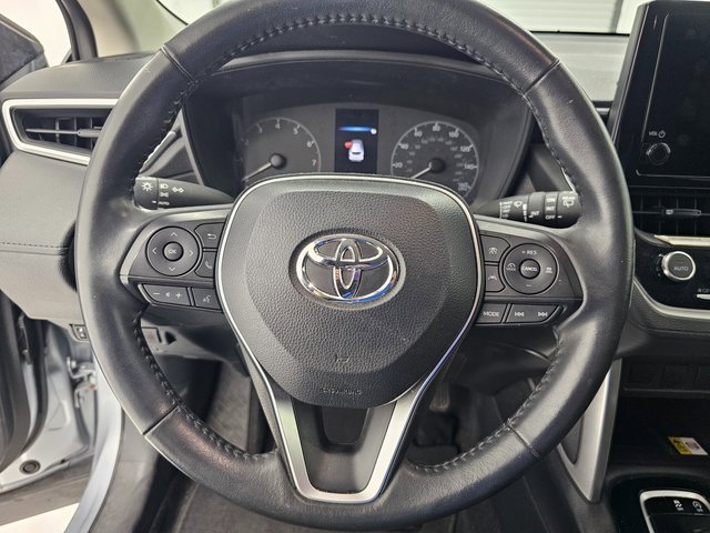 Used 2023 Toyota Corolla Cross LE image 8