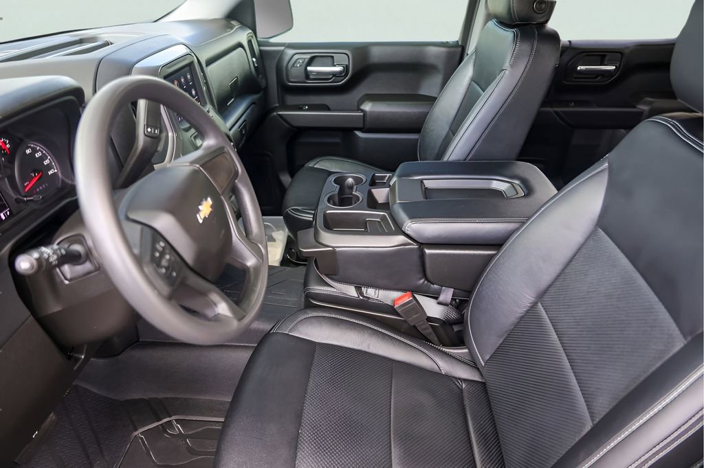 Used 2024 Chevrolet Silverado 1500 Custom RWD image 12