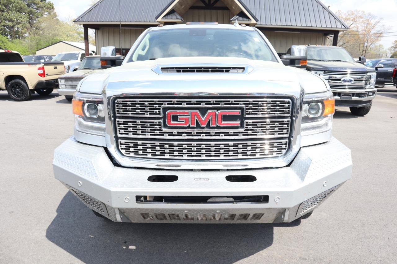 Used 2019 GMC Sierra 2500 Denali w/ Duramax Plus Package image 2