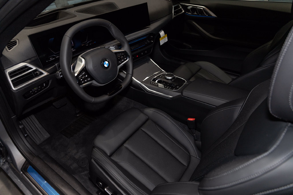 Used 2026 BMW 430i xDrive Coupe w/ Premium Package AWD/4WD image 8