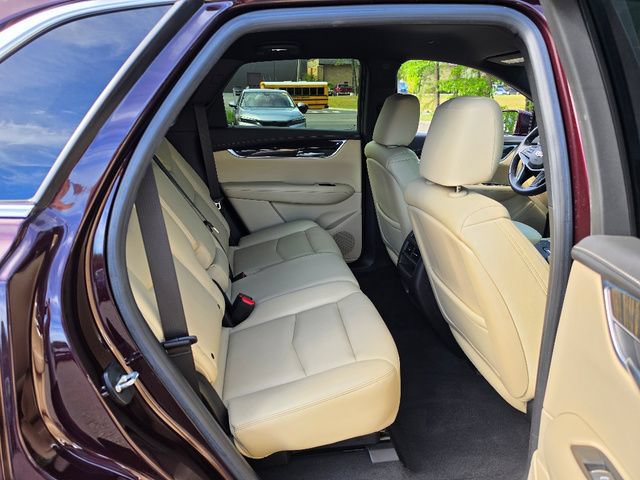 Used 2018 Cadillac XT5 AWD image 14