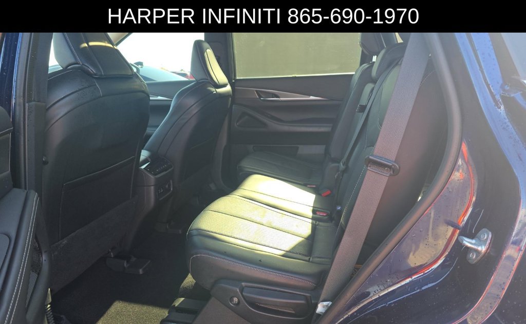 Used 2022 INFINITI QX60 Luxe w/ Cargo Package FWD image 8