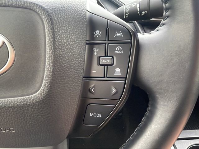 Used 2024 Toyota Prius image 25