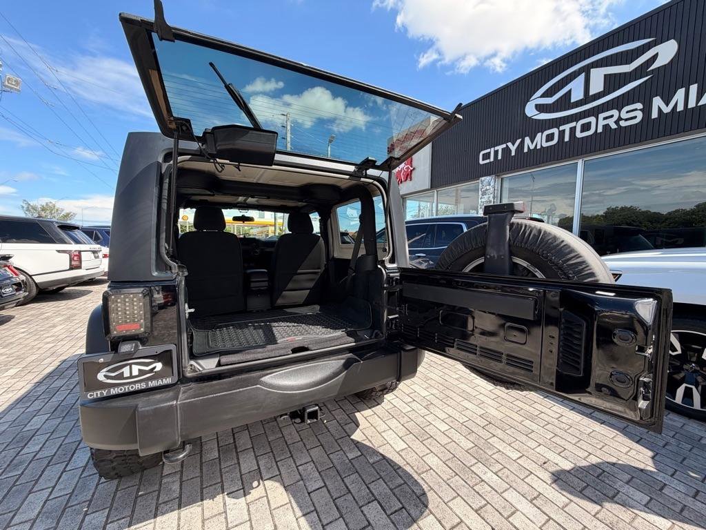Used 2016 Jeep Wrangler Sport w/ Quick Order Package 24S AWD/4WD image 8