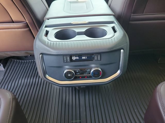 New 2026 Ford Expedition Max Platinum w/ Platinum Ultimate Package AWD/4WD image 12
