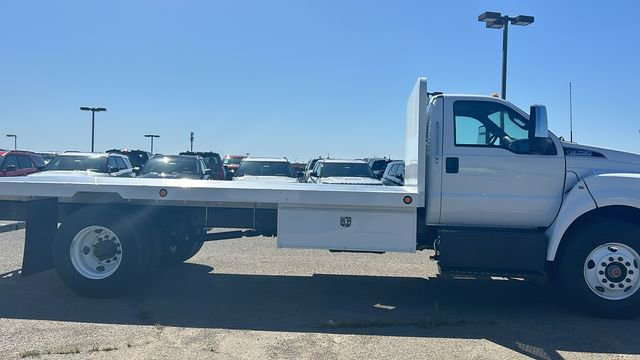 New 2027 Ford F750 2WD Regular Cab Super Duty image 6