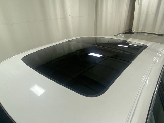 Used 2025 Volvo S90 T8 Ultra w/ Lounge Package image 6