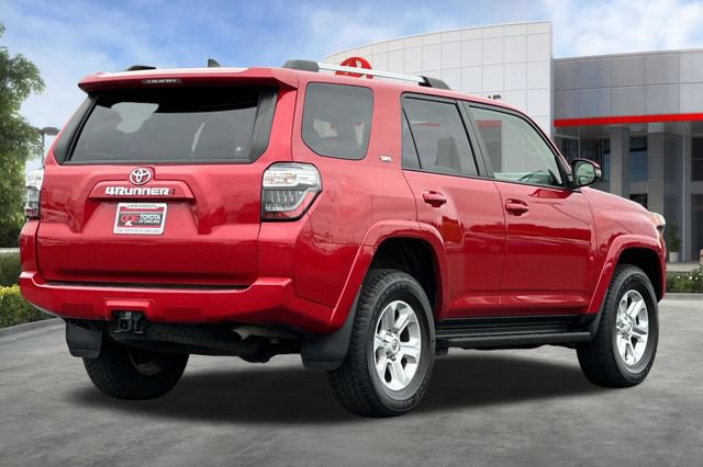 Certified 2024 Toyota 4Runner SR5 Premium AWD/4WD image 5