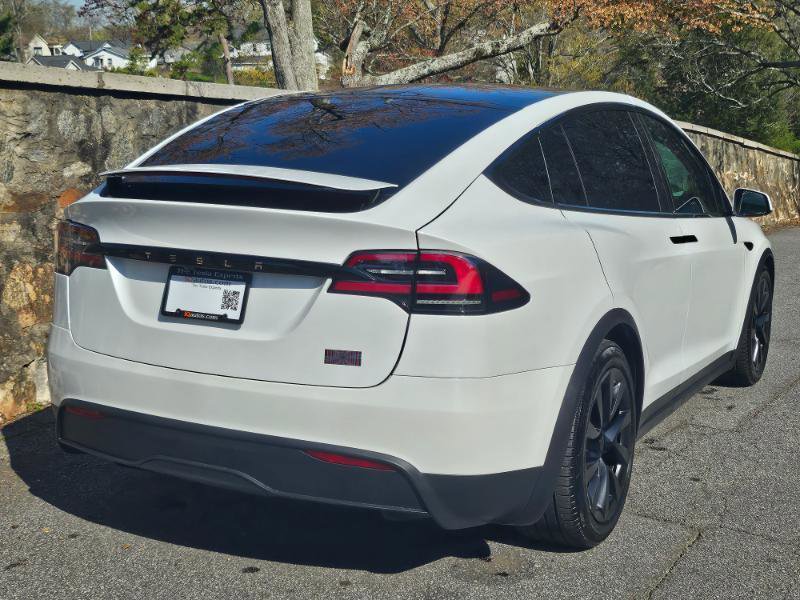 Used 2023 Tesla Model X Plaid image 11