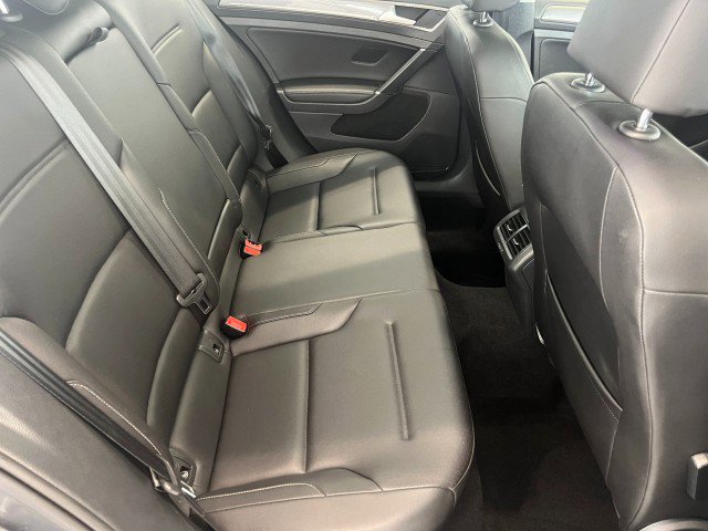 Used 2017 Volkswagen Golf SE AWD/4WD image 39