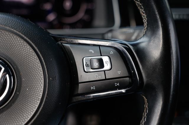 Used 2018 Volkswagen Golf R image 31