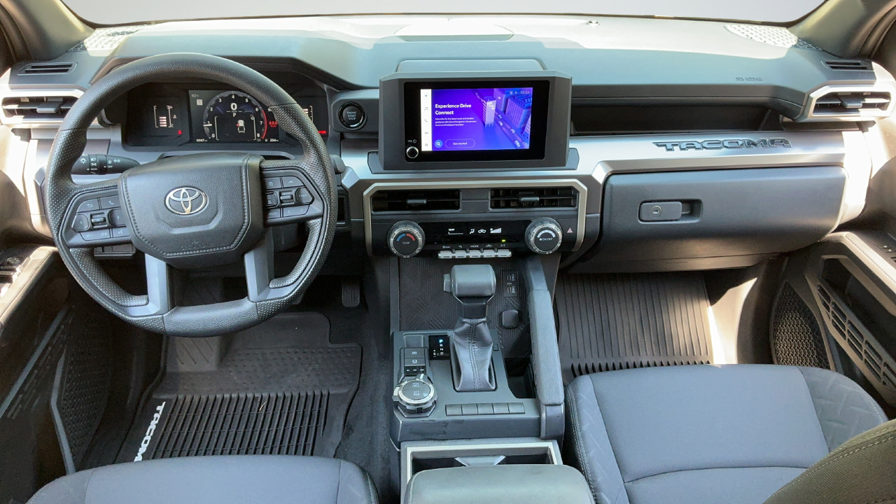 Used 2025 Toyota Tacoma SR5 AWD/4WD image 7