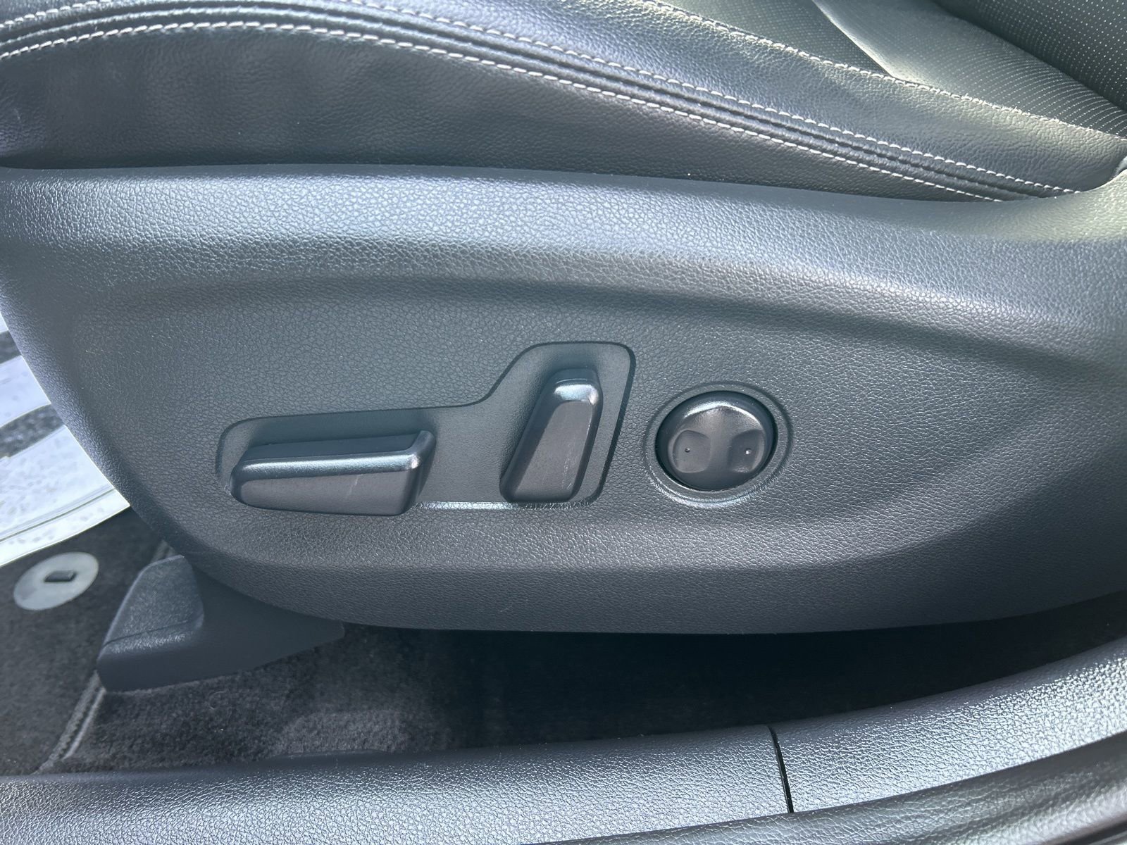 Used 2020 Kia Sportage EX image 22