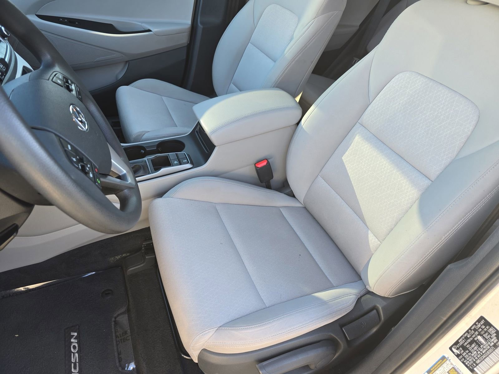 Used 2018 Hyundai Tucson SE image 18