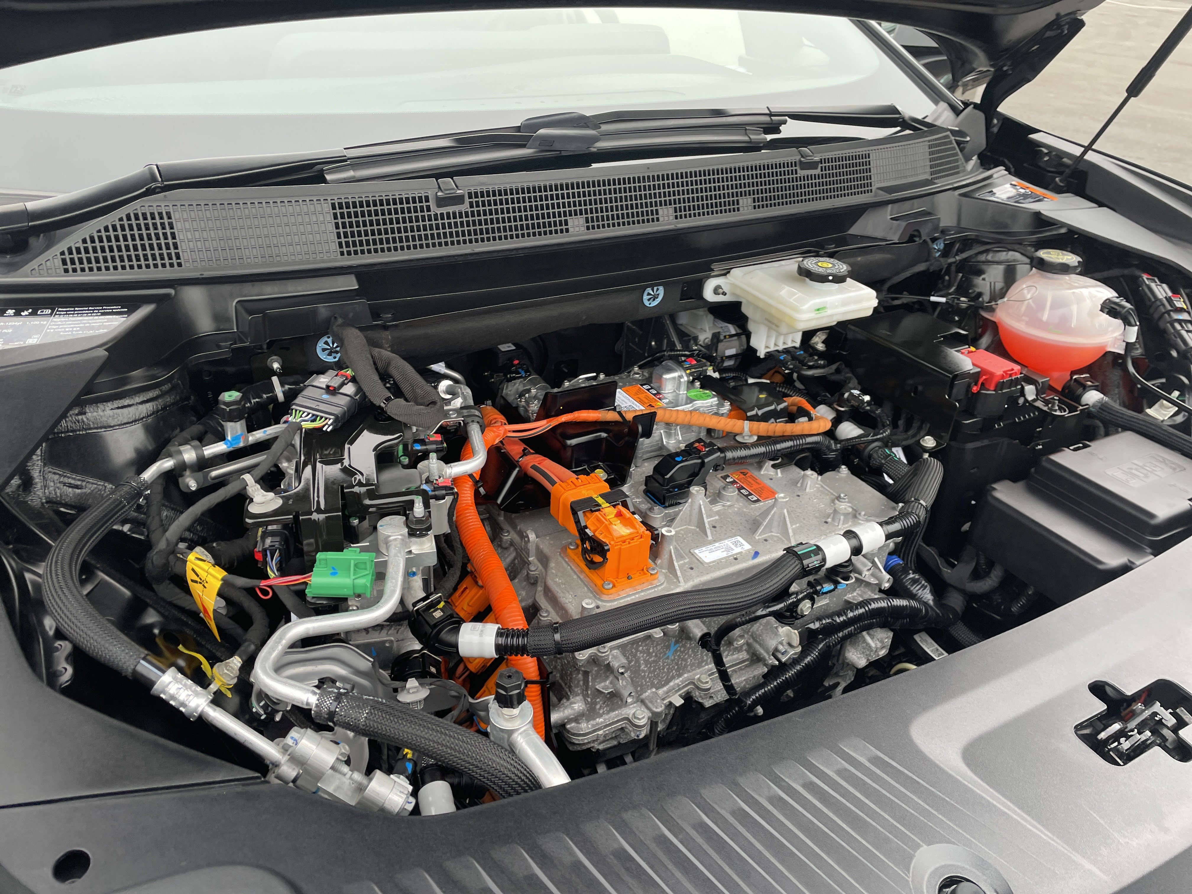 Used 2024 Chevrolet Equinox EV LT image 36