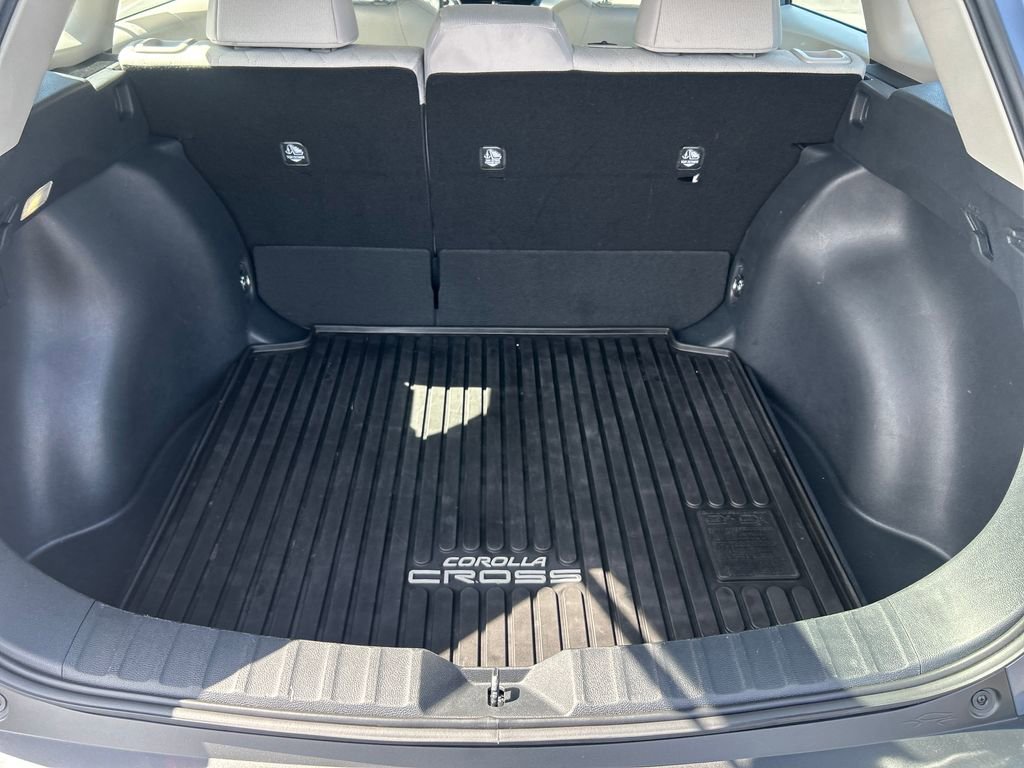 Certified 2025 Toyota Corolla Cross L FWD image 26