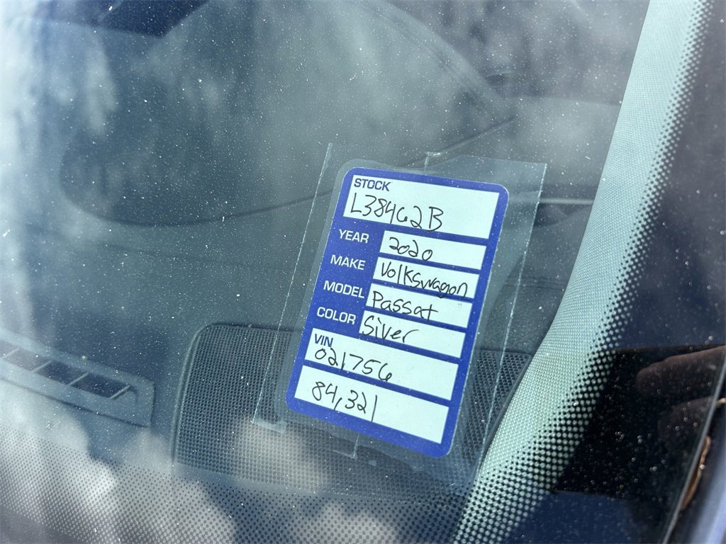 Used 2020 Volkswagen Passat 2.0T SEL image 11