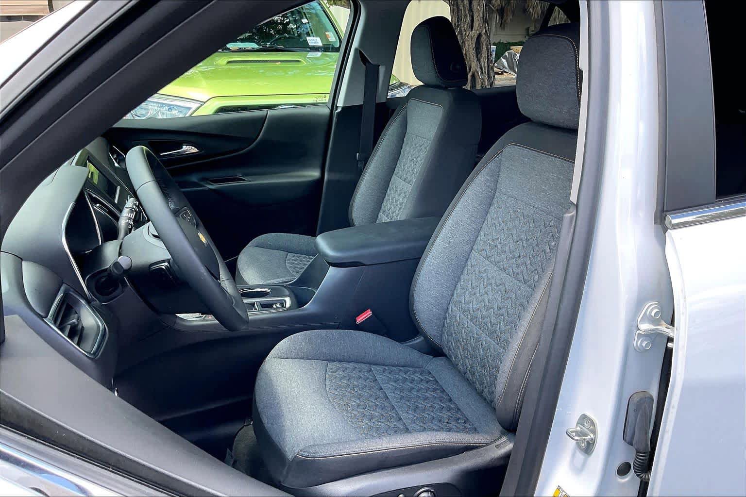 Certified 2023 Chevrolet Equinox LT FWD image 24