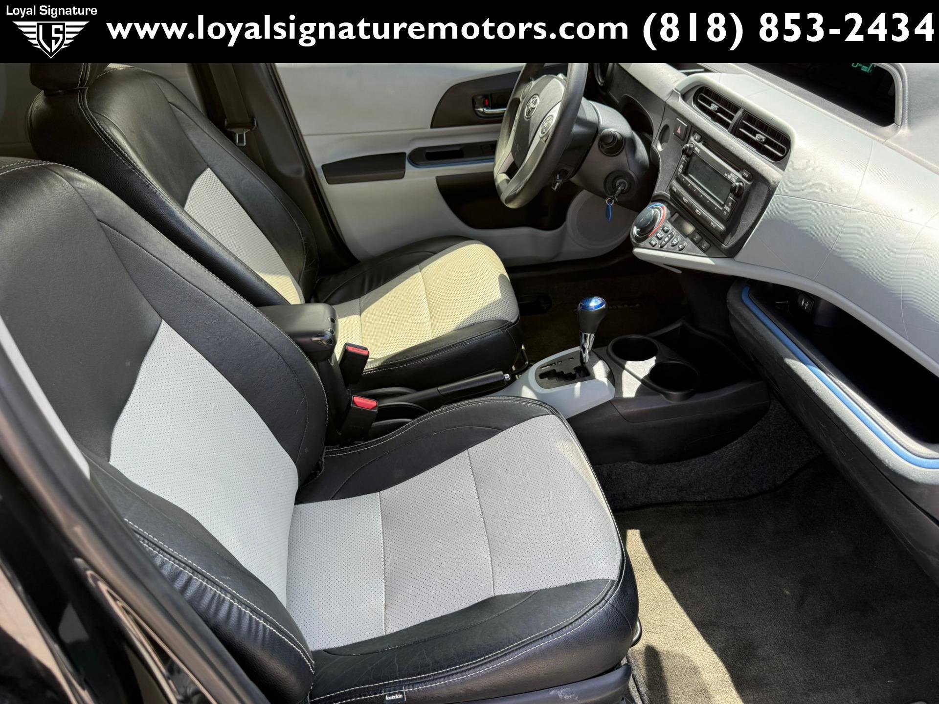 Used 2012 Toyota Prius C Two image 23