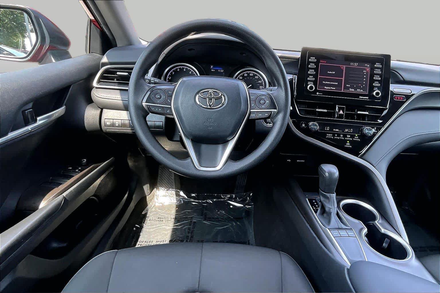 Used 2023 Toyota Camry LE w/ Convenience Package FWD image 6