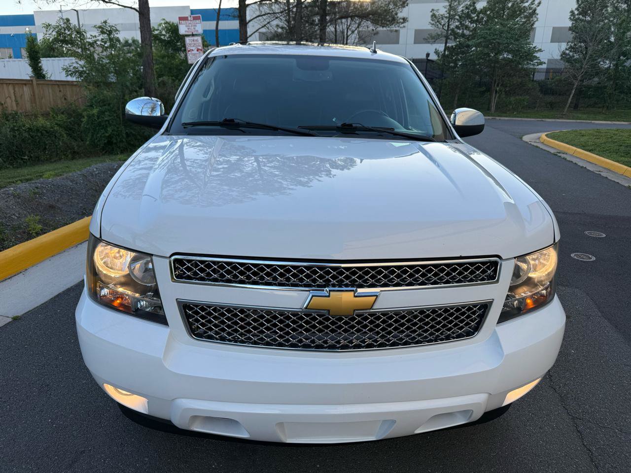 Used 2013 Chevrolet Suburban LTZ AWD/4WD image 8