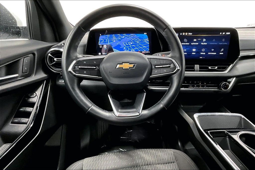 Used 2025 Chevrolet Equinox LT AWD/4WD image 6