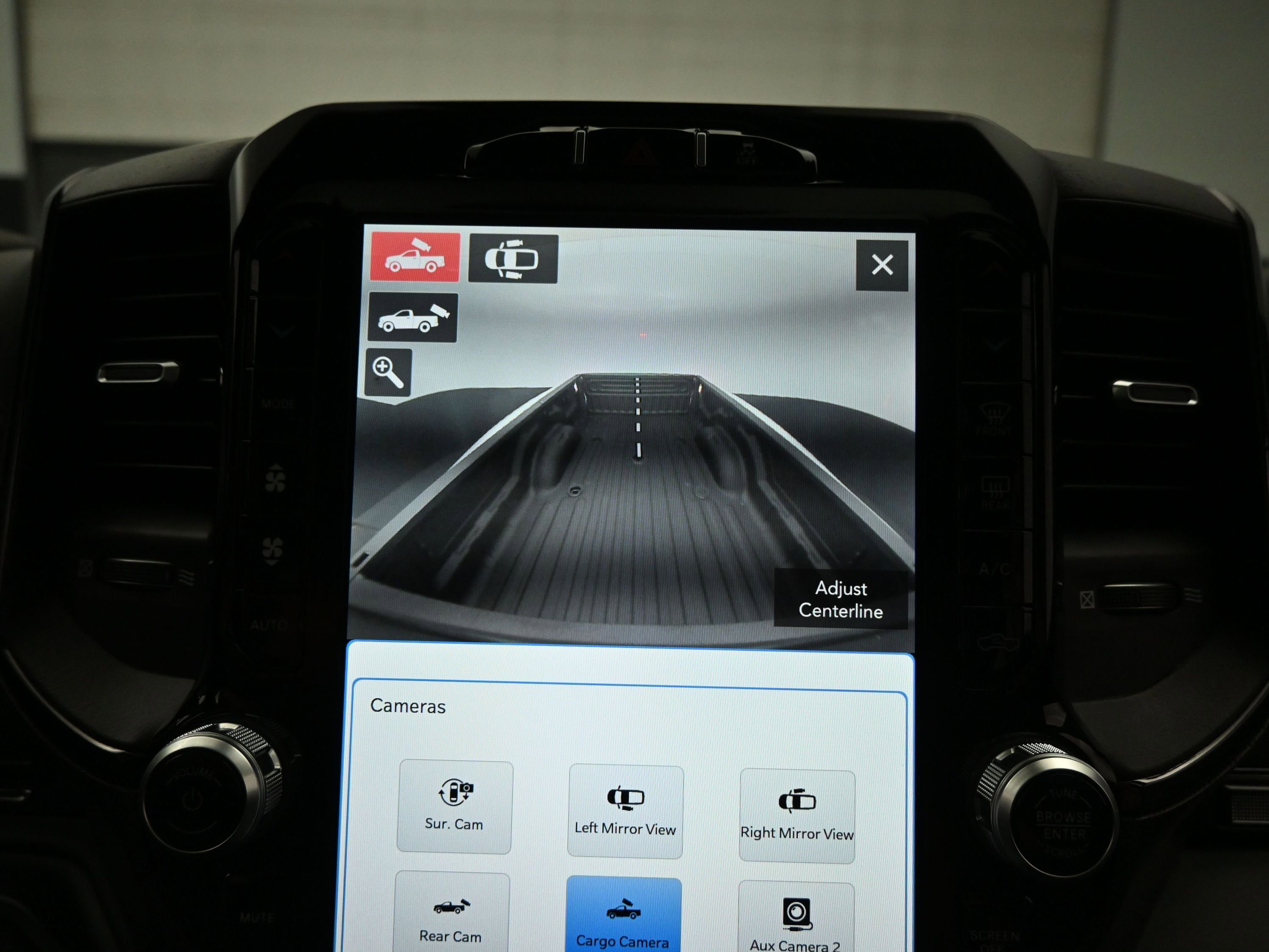 Used 2022 RAM 3500 Limited w/ Night Edition image 32