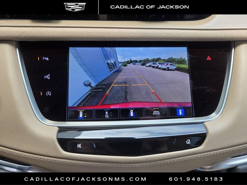 Certified 2023 Cadillac XT5 Premium Luxury w/ Platinum Package AWD/4WD image 4