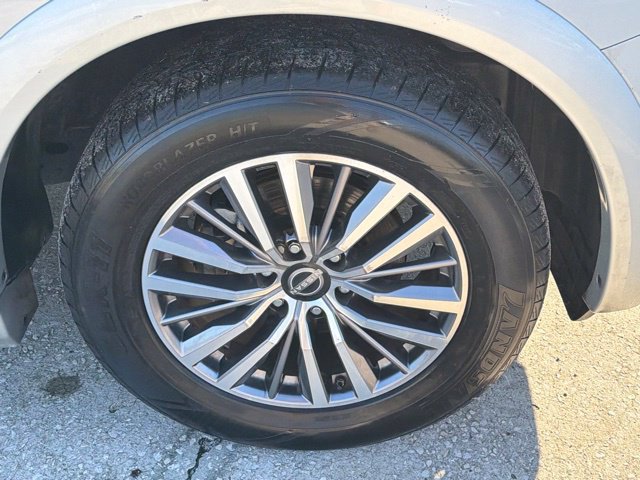 Used 2024 Nissan Armada SL w/ Captain's Chairs Package RWD image 10