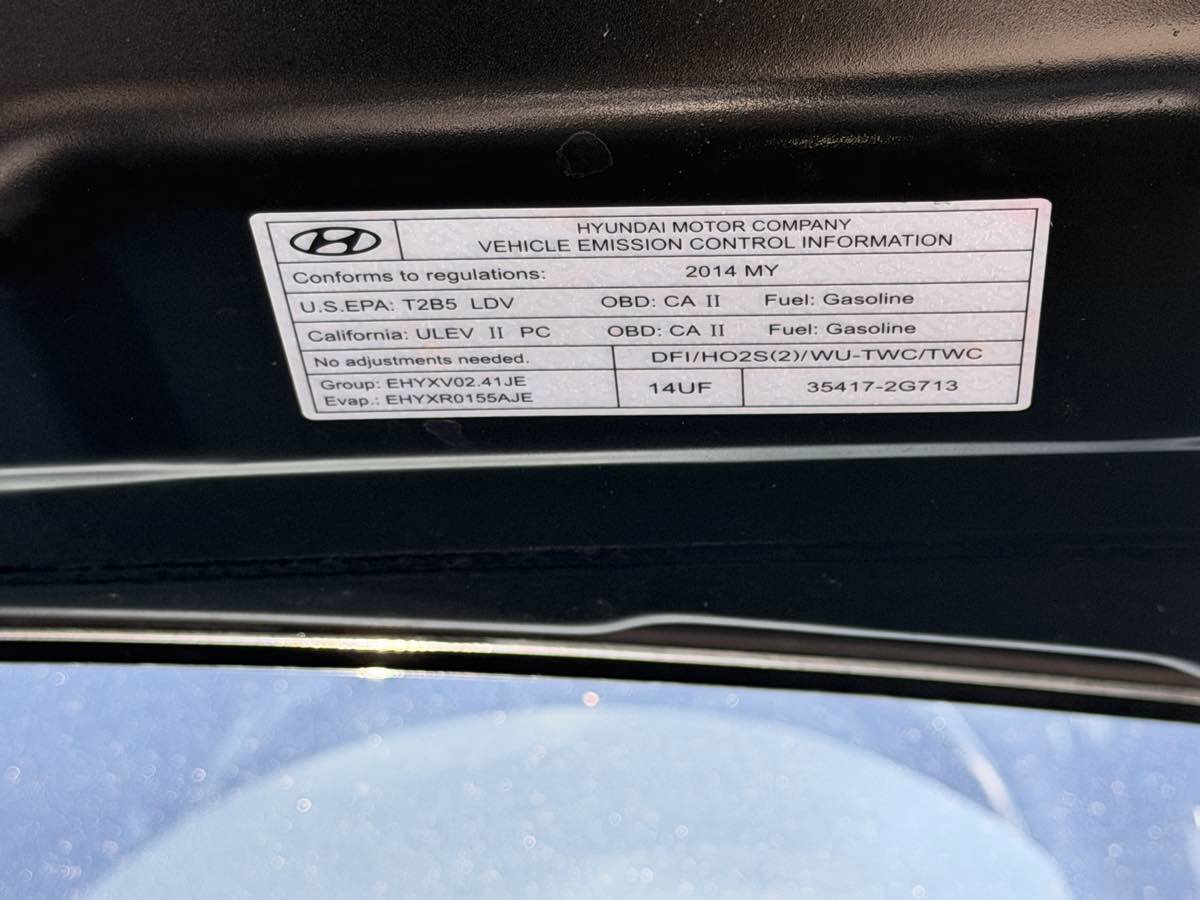 Used 2014 Hyundai Sonata Limited w/ Technology Package 05 FWD image 19