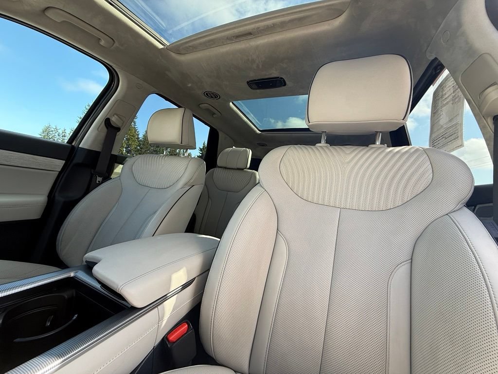 Used 2023 Hyundai Palisade Calligraphy AWD/4WD image 6