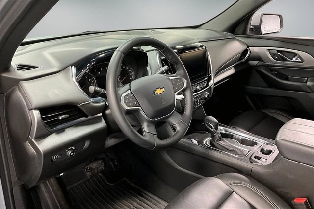 Used 2023 Chevrolet Traverse LT w/ LT Premium Package image 17