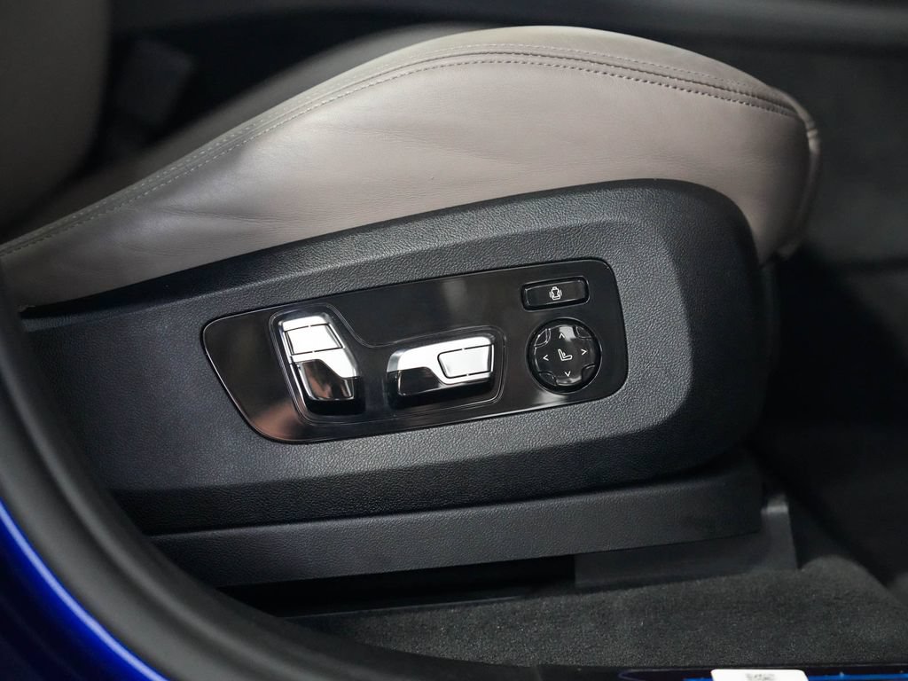 Used 2021 BMW X6 M w/ Competition Package AWD/4WD image 41