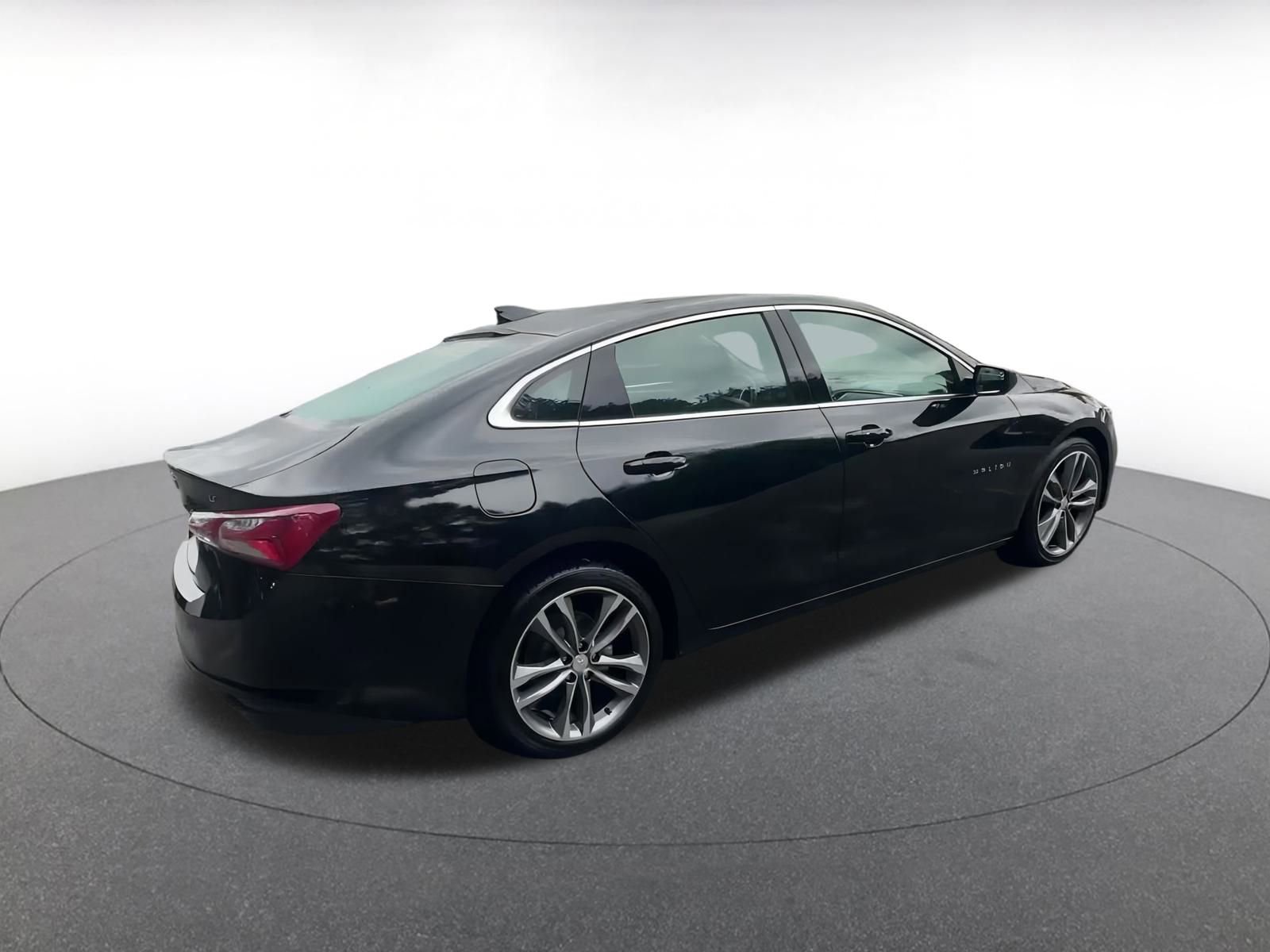 Used 2024 Chevrolet Malibu LT image 15