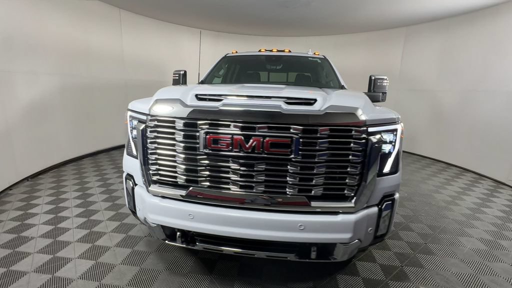 New 2026 GMC Sierra 2500 Denali w/ Denali Reserve Package AWD/4WD image 3