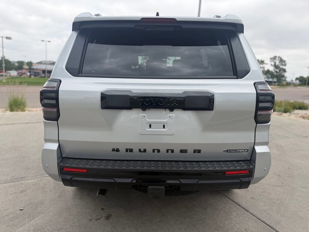 Used 2026 Toyota 4Runner Platinum AWD/4WD image 6