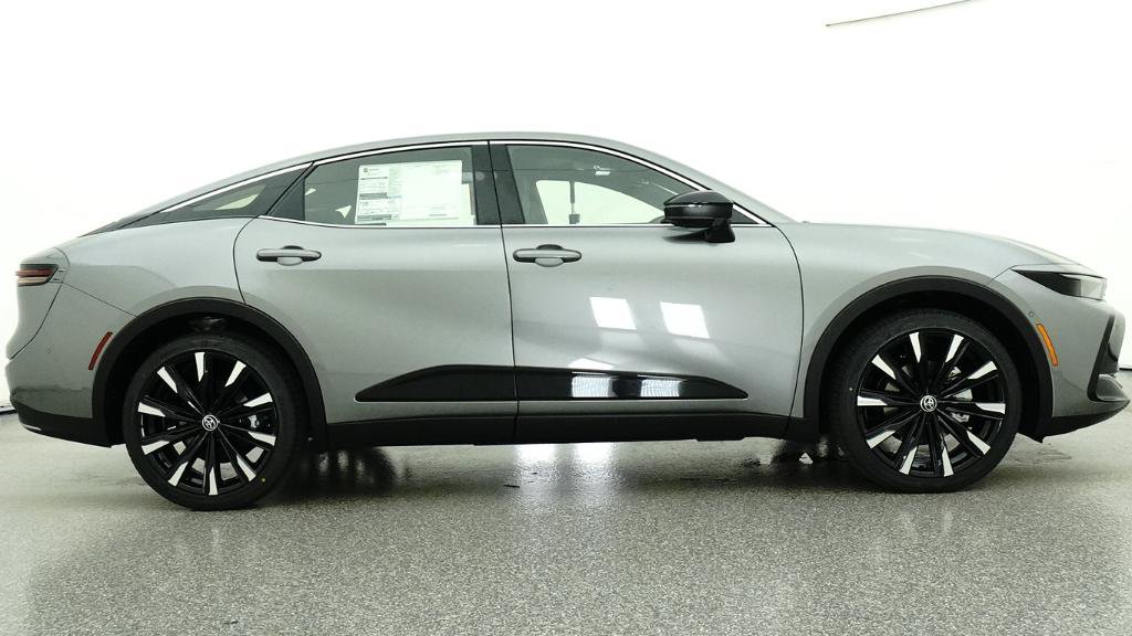 New 2026 Toyota Crown Platinum AWD/4WD image 30