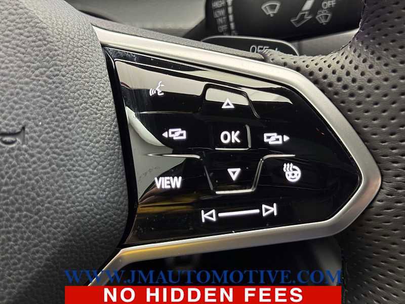 Used 2022 Volkswagen GTI SE image 43