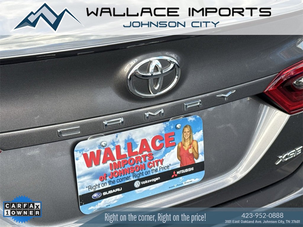 Used 2022 Toyota Camry XSE image 1