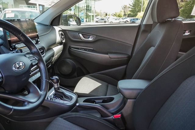 Certified 2023 Hyundai Kona SEL w/ Convenience Package FWD image 18