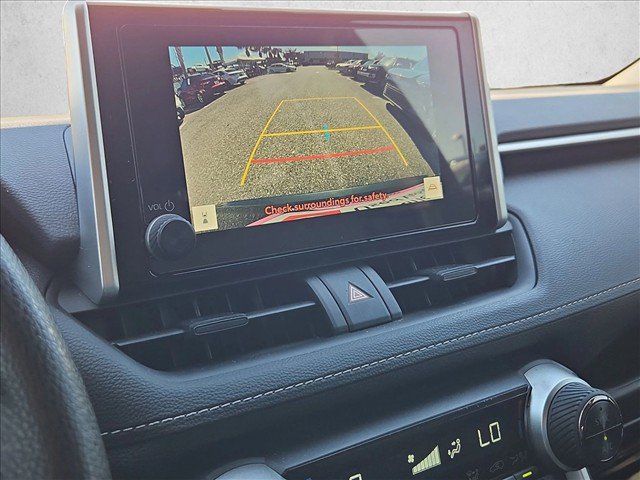 Used 2024 Toyota RAV4 XLE w/ Convenience Package FWD image 14